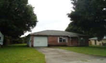 210 Oakview Ave Auburndale, FL 33823