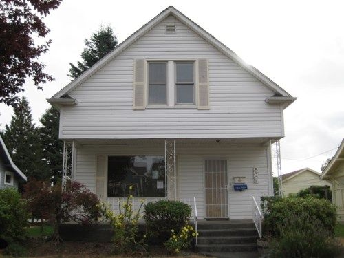 3593 Tacoma Avenue S, Tacoma, WA 98418