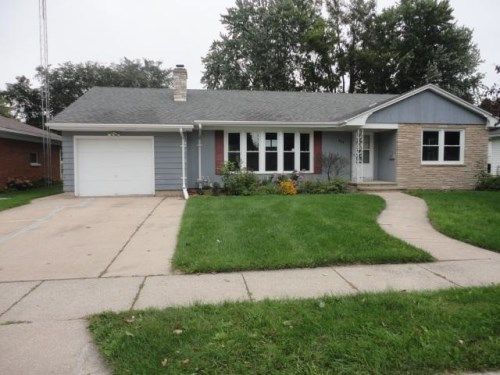 305 Elm Ave, Waupun, WI 53963