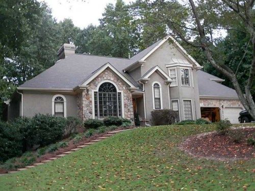 10025 Bankside Drive, Roswell, GA 30076