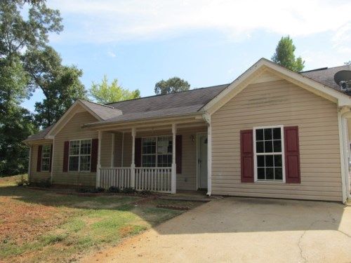 5681 Roanoke Road, Lagrange, GA 30240