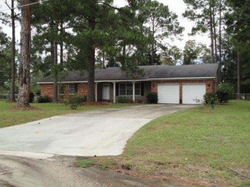 3321 Plantation Ln, Waycross, GA 31501