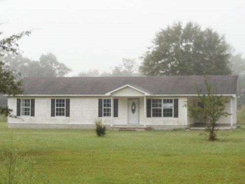 14 Dukes Drive, Hazlehurst, GA 31539