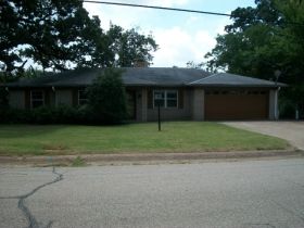 3080 East Houston St, Paris, TX 75460