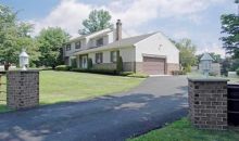 658 FARLEY RD Bensalem, PA 19020