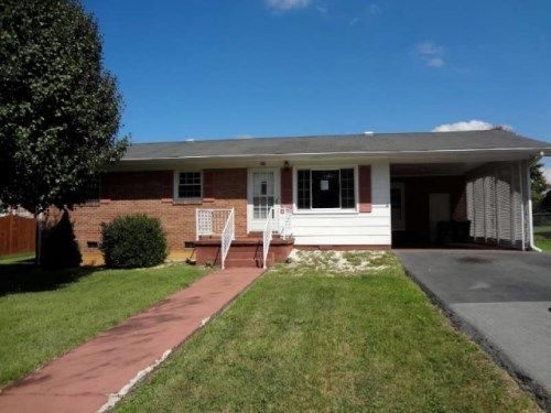 609 Bradley St, Elizabethton, TN 37643