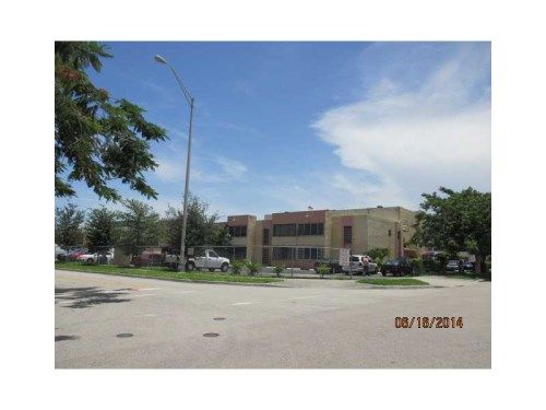 1305 W 46 ST # 116, Hialeah, FL 33012