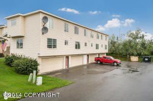 6953 Gold Kings Avenue, Anchorage, AK 99504