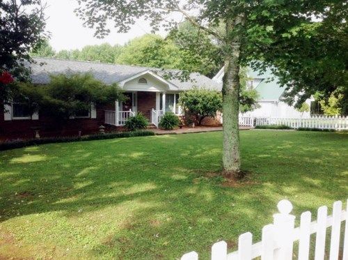 99 Meadow Lane, Pikeville, TN 37367