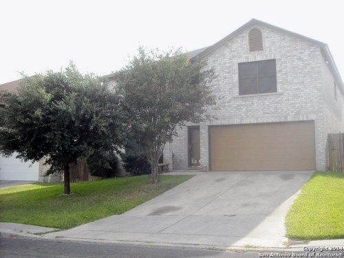 8018 CHESTNUT MANOR DR, Converse, TX 78109