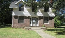 503 S 3rd St Mc Gehee, AR 71654