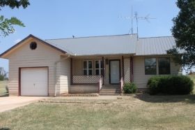 4992 Ne120th St, Elgin, OK 73538