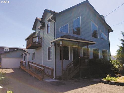 858 SW 50th Street, Lincoln City, OR 97367