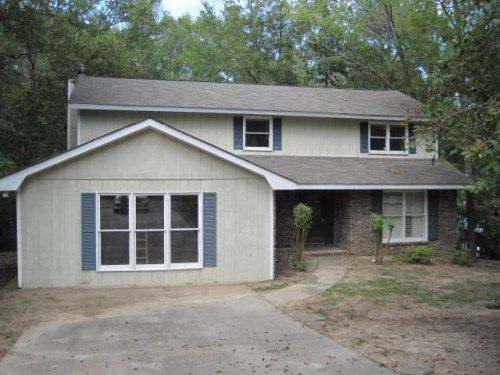 1114 King Arthur Dr, Macon, GA 31220