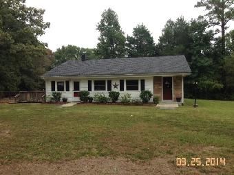 5443 Boar Swamp Rd, Sandston, VA 23150