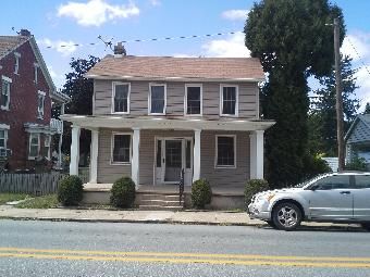 54 South Main St, Mount Wolf, PA 17347