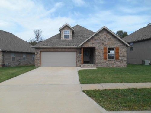 1159 S Maple Grove Ave, Springfield, MO 65804