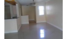 2430 CENTERGATE DR # 15 Hollywood, FL 33023