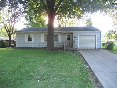 1311 Park St, Carrollton, MO 64633