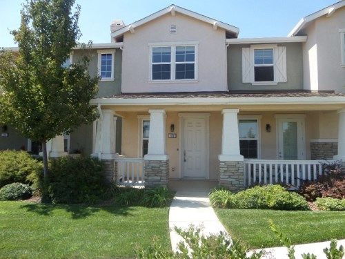 552 Cutting Horse Drive Unit 122, Oakdale, CA 95361