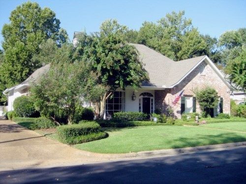 5363 Carolwood Drive, Jackson, MS 39211