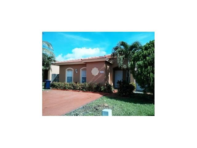 7947 NW 199 TE, Hialeah, FL 33015