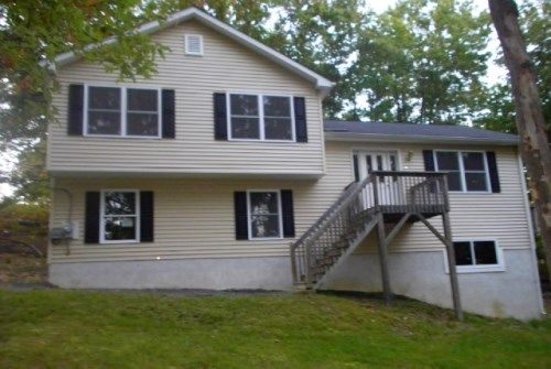 722 Navaho Drive, East Stroudsburg, PA 18301