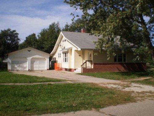 112 Carnahan St, Marquette, NE 68854