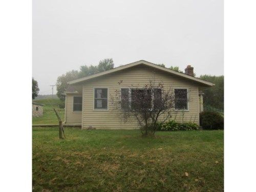 9828 County Rd 622, Killbuck, OH 44637