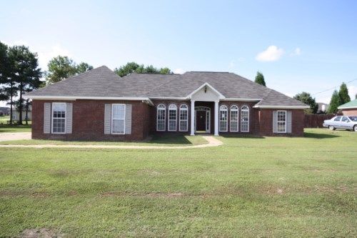 16 Kalin St, Phenix City, AL 36869