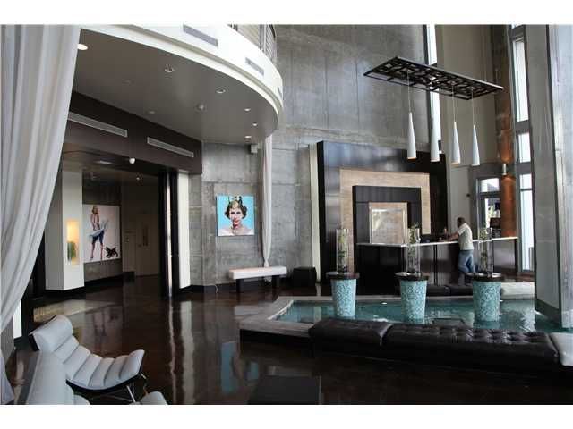 690 SW 1 CT # 2522, Miami, FL 33130