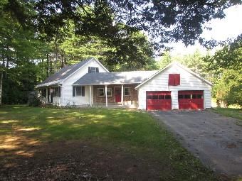 136 Rowe Station Rd, New Gloucester, ME 04260