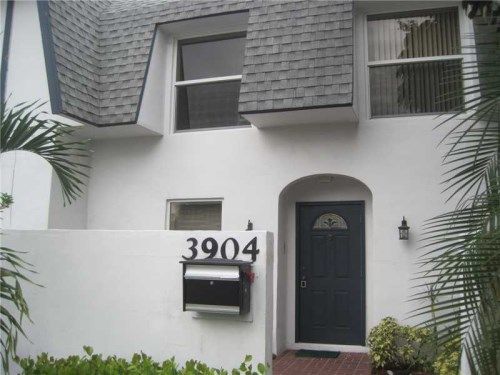 3904 SW 67 TE # 111, Fort Lauderdale, FL 33314