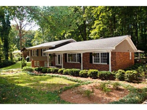 1708 Beverly Woods Court, Atlanta, GA 30341