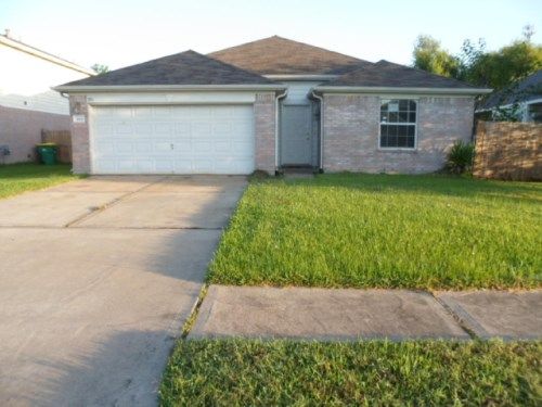 3911 Water Canyon Rd, Baytown, TX 77521