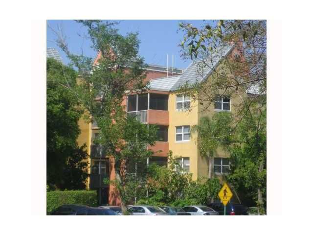 8290 Lake Dr # 240, Miami, FL 33166