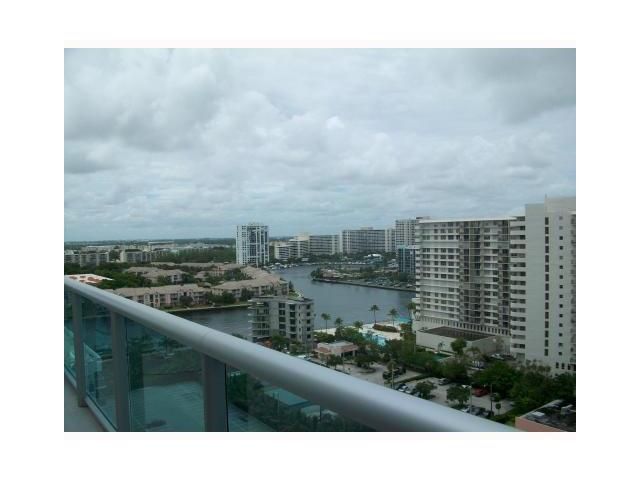 4001 OCEAN DRIVE # PH2, Hollywood, FL 33019