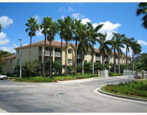 420 S PARK RD # 2-203, Hollywood, FL 33021