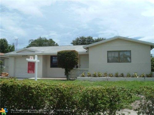 2005 N 49TH AVE, Hollywood, FL 33021