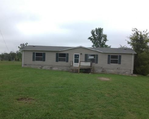 27582 Park Grove Rd, Lebanon, MO 65536