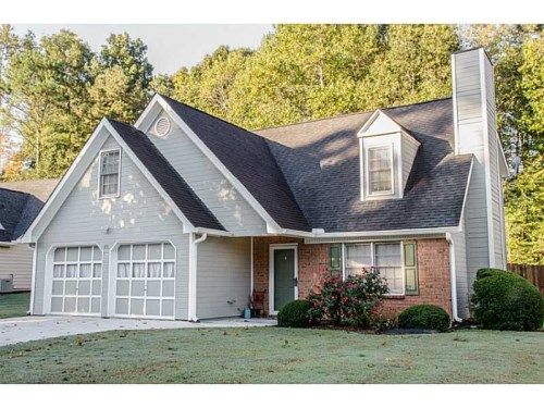 371 Thornbush Trace, Lawrenceville, GA 30046