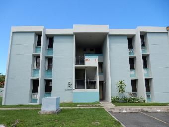 Apt D902 Villa Carolina Court, Carolina, PR 00985