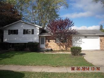 903 Merrifield Pl, Mishawaka, IN 46544