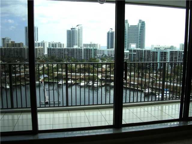 300 THREE ISLANDS BL # 214, Hallandale, FL 33009