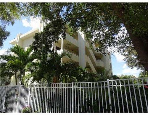 5839 SW 74 TE # 103, Miami, FL 33143