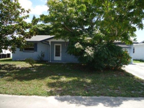 1414 Viking Dr, Holiday, FL 34691