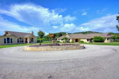 510 Hwy 87, Comfort, TX 78013