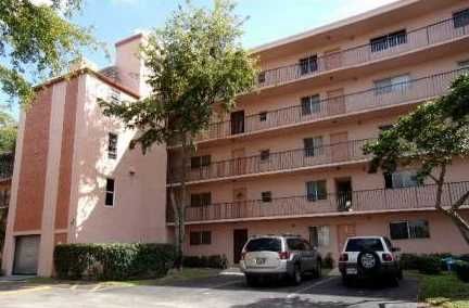 8560 N SHERMAN CIR APT504, Hollywood, FL 33025