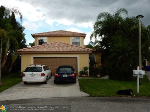 1911 NW 182 TE, Hollywood, FL 33029