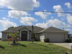 2312 Kismet Pkwy E, Cape Coral, FL 33909